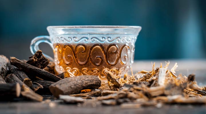 برای افت استرس چه دمنوشی بخوریم؟ 9 دمنوش شیرین بیان
