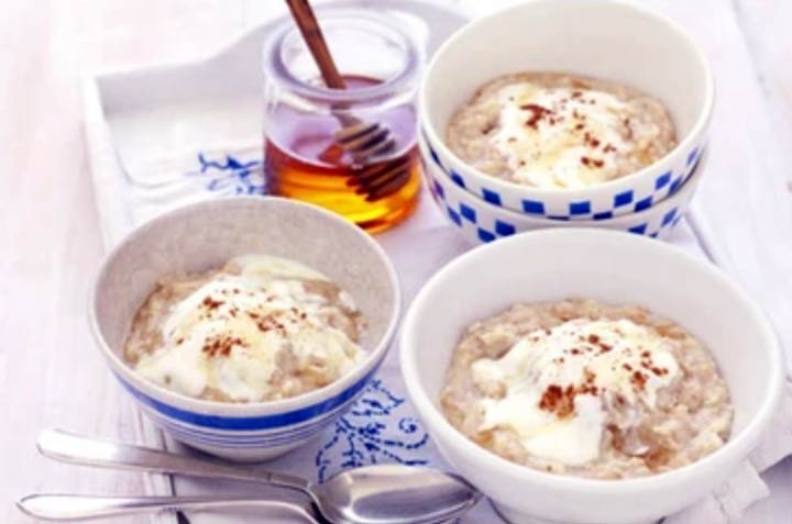 نحوه تهیه اوتمیل رژیمی و ۱۵ دستور تهیه خوشمزه دیگر 5 اوتمیل سیب و دانه کتان