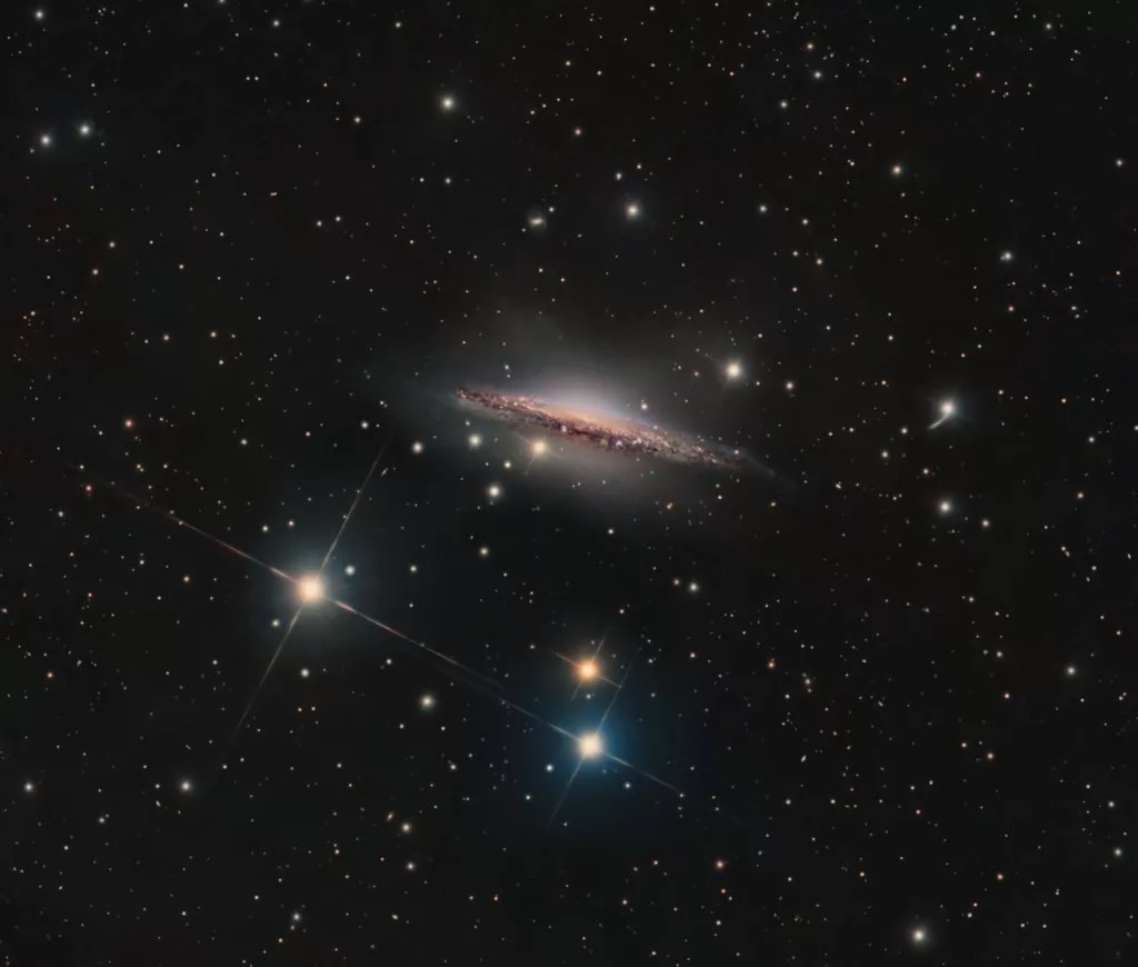 عکس روز ناسا: پرتره NGC 1055 1 تصویر روز ناسا: پرتره NGC 1055