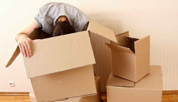1723940686 820 چرا از اسباب‌کشی فراری هستیم؟ راهکارهایی برای کنار آمدن
